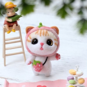 DIY 양모펠트 핑크 딸기 고양이